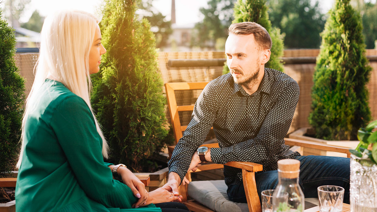 couple listening to each other