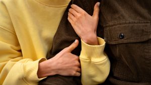 couple with anxious attachment